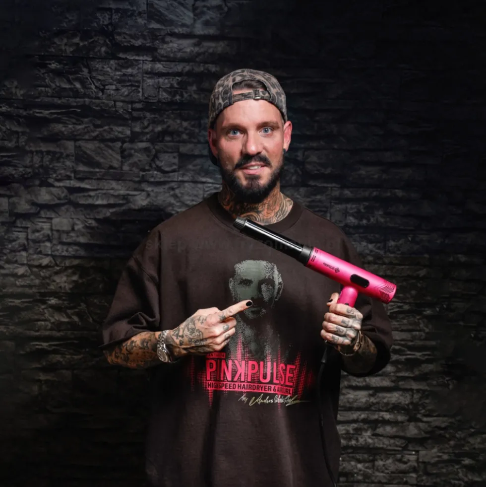 Efalock Professional Fantasya Pink Pulse Lekka suszarka 350g, z nakładkami do loków Aircurl, dyfuzorem i koncentratorami, z jonizacją 1800W (Limited Edition)