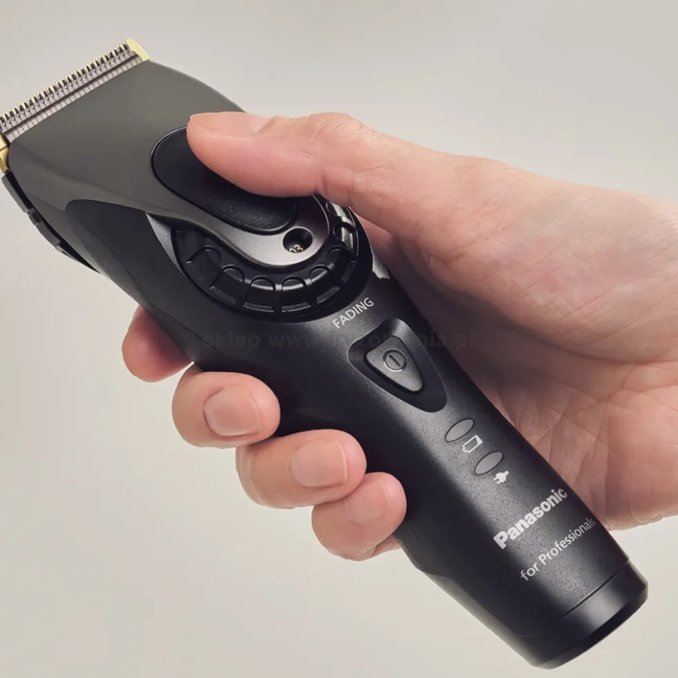 Panasonic ER-HGP86K Maszynka do włosów ze stacją dokującą, bezprzewodowa