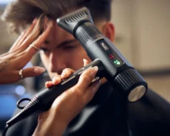 Wahl Vanquish Suszarka do włosów z jonizacją, różne kolory 1600W